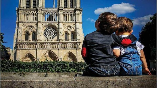Foto: Duo Kakak Adik yang Keliling Dunia Sejak Umur 11 Bulan
