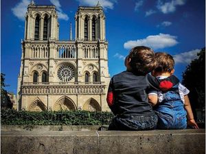 Foto: Duo Kakak Adik yang Keliling Dunia Sejak Umur 11 Bulan