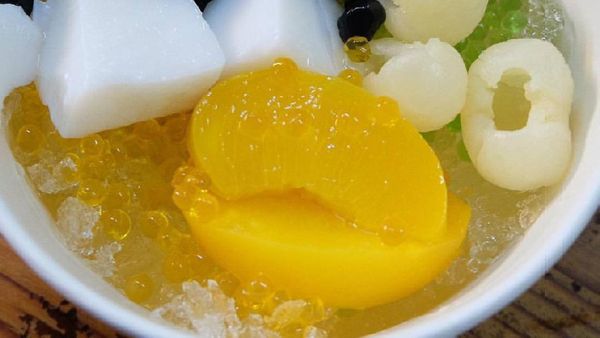 Panas-panas Begini Netizen Pamer 10 Es Campur yang Menggiurkan Ini