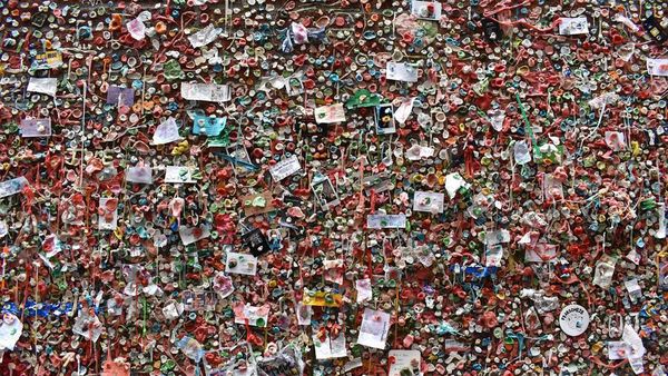 Foto: Keren atau Jijik, Tembok Isinya Permen Karet