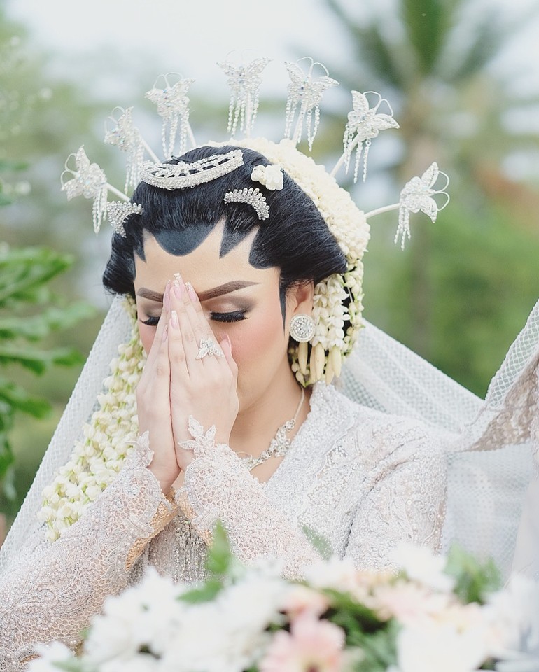 Latar Belakang Foto Nikah Jawaban Buku