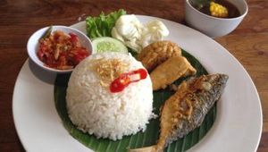10 Olahan Nasi Bercampur Ikan Asin yang Enak Dinikmati di Akhir Bulan
