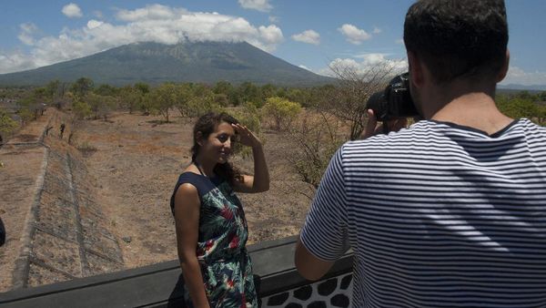 Gunung Agung yang Masih Jadi Magnet Turis