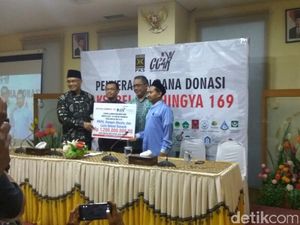 PKS cs Berhasil Kumpulkan Dana Rp 1,2 Miliar untuk Rohingya PKS cs Berhasil Kumpulkan Dana Rp 1,2 Miliar untuk Rohingya