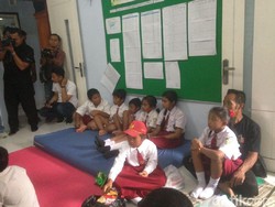 Pelajar SD Krisik 03 Blitar Keracunan Usai Makan Tempura