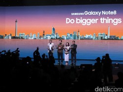 Ditinggal BlackBerry, Segmen Bisnis Jadi Incaran Galaxy S8 & Note 8