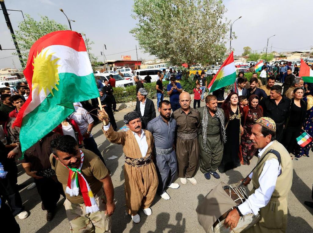 Potret Etnis Kurdi Berbagai Negara Rayakan Referendum Kemerdekaan