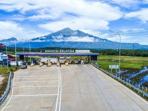 Tol Bawen-Salatiga Sediakan Spot Foto Khusus Berlatar Merbabu Tol Bawen-Salatiga Sediakan Spot Foto Khusus Berlatar Merbabu