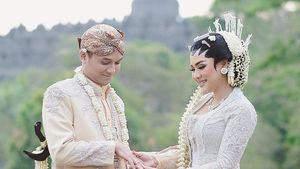 10 Foto Indahnya Pernikahan Vicky Shu dengan Latar Belakang Candi Borobudur