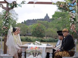 Vicky Shu Menikah di Candi Borobudur, Ini Biaya Sewanya