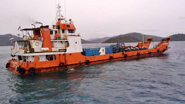 Seberangi Laut, Begini Perjuangan Terangi Pulau Terdepan RI
