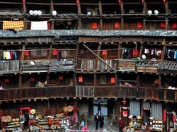 Mengenal Tulou, Perumahan Kuno di China dengan Sistem Pertahanan