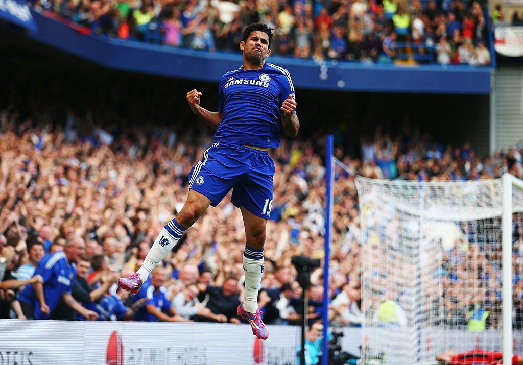 LONDON, ENGLAND - AUGUST 23:  Diego Costa of Chelsea celebrates as he scores their first goal during the Barclays Premier League match between Chelsea and Leicester City at Stamford Bridge on August 23, 2014 in London, England.  (Photo by Paul Gilham/Getty Images)