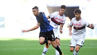 Pada laga ini, Inter Milan tampil dominan dengan 61 persen ball possesion dan membuat delapan attempts on target (Alberto Lingria/REUTERS)