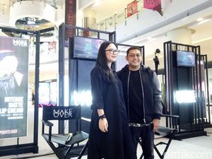 Makeup Artist Philipe Karunia Rilis Buku Makeup yang Mudah Diikuti di Rumah