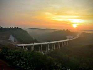 Konsorsium China dan BUMN Bersaing Proyek Tol Semarang-Demak