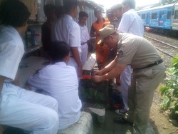 Terlalu! Bolos Sekolah, 8 Siswa Ketahuan Nongkrong di Menteng