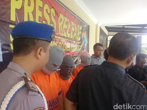 Tipu Orangtua Risma, 3 Sindikat Calo PNS Dibekuk