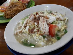 Bakmi Jogja: Menghangatkan Diri dengan Mie Godog Jawa Ditemani Wedang Ronde Bakmi Jogja: Menghangatkan Diri dengan Mie Godog Jawa Ditemani Wedang Ronde
