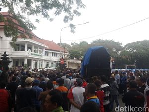 Temui Pendemo Tolak Transportasi Online, Ini Kata Wawali Malang