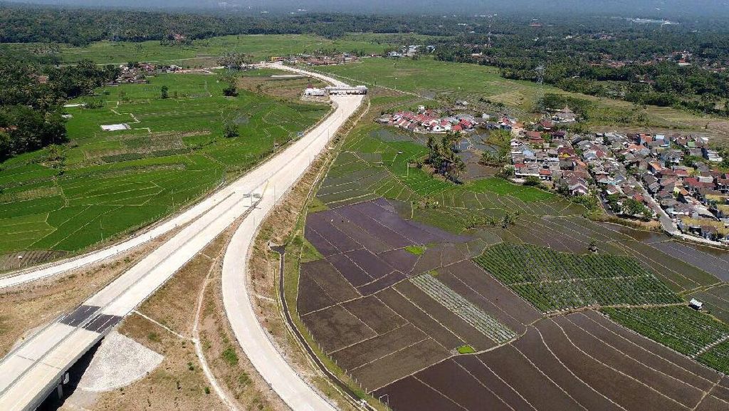 Diviralkan Jokowi, Ini Spot Indah di Tol Trans Jawa
