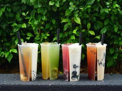 Cegah Kebosanan, 2 Rasa Minuman Ini Bisa Anda Nikmati dalam 1 Gelas!