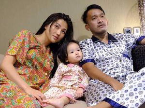 Thalia Bantu Sarwendah Rapikan Baju, Didoakan Jadi Anak yang Sukses Kelak