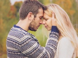 Yakin Cinta pada Pandangan Pertama? Ini Faktanya Menurut Hasil Penelitian