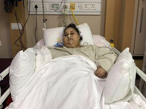 Akhir Cerita Mantan Perempuan Tergemuk di Dunia Akhir Cerita Mantan Perempuan Tergemuk di Dunia