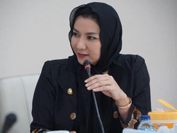 Jadi Tersangka KPK, Nominasi Bupati Terbaik untuk Rita Dibatalkan