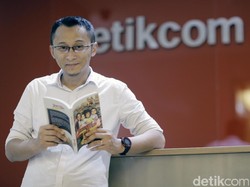 Ini Bedanya Novel Jomblo Reboot dengan Versi Film