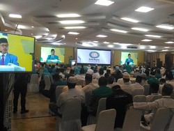 Milad ke-18, Parmusi Bicara Pancasila dan Syariat Islam