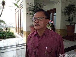 Profil Dai Bachtiar, Sosok Kebanggaan Bupati Indramayu Nina Agustina