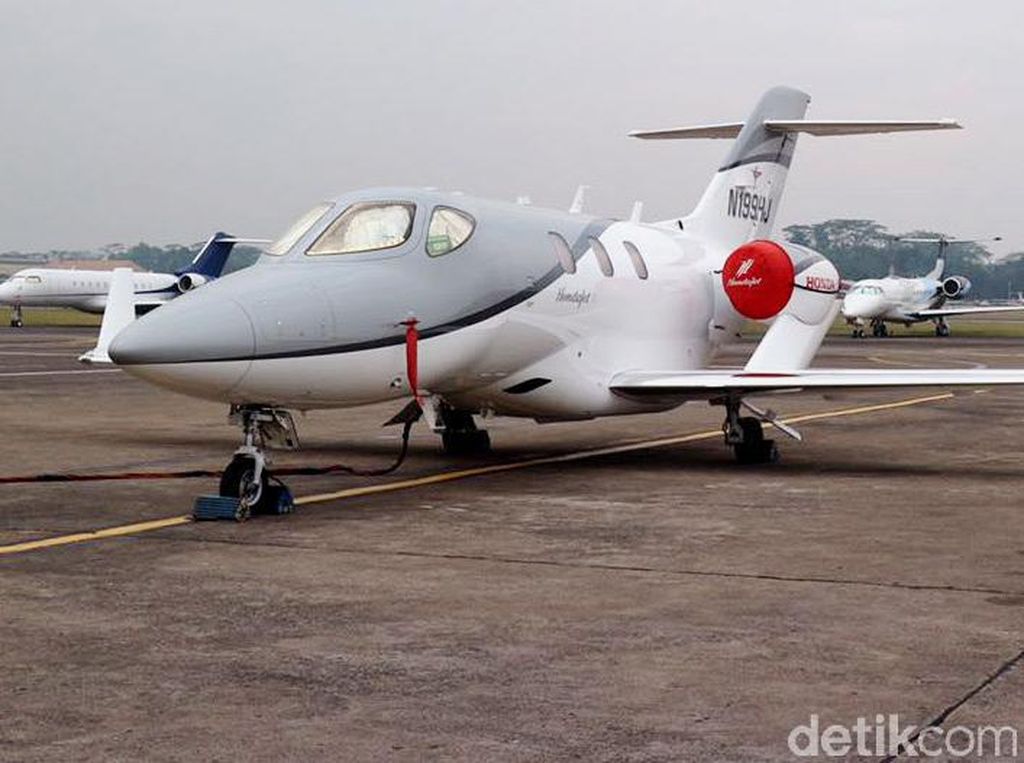 Mungkinkah Pakai Teknologi Jet untuk Buat Mobil Super, Honda? Mungkinkah Pakai Teknologi Jet untuk Buat Mobil Super, Honda?