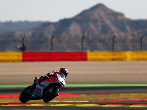 Tertinggal dari Marquez, Dovizioso: Masih Ada Empat Balapan