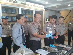 Polda Jabar Ungkap Pengoplos Bumbu Dapur Bahan Limbah Pasar