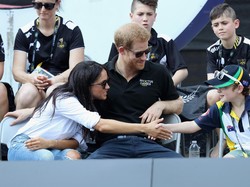 Pangeran Harry dan Meghan Markle Segera Umumkan Pertunangan