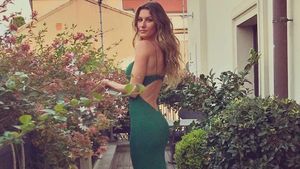 Foto: Pesona Gisele Bundchen Berbalut Gaun Seksi Ramah Lingkungan