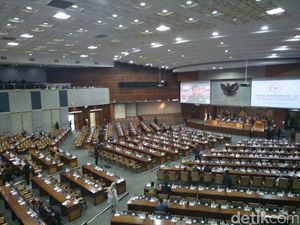 Paripurna Temuan Pansus Angket KPK Diwarnai Aksi Walk Out