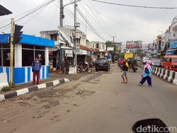 Sopir Angkot di Sukabumi Mogok Massal, Penumpang Telantar