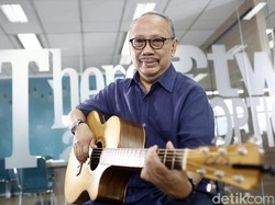 Inspirasi di Balik Lagu-lagu Ebiet G Ade