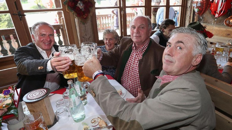Ancelotti Akan Dipecat Jika Bayern Tak Juara Liga Champions Ancelotti Akan Dipecat Jika Bayern Tak Juara Liga Champions