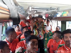 Pesan Bupati Irsyad ke Persekabpas: Pulang Bawa Kebanggaan