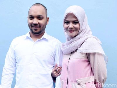 Selamat, Terry Shahab Melahirkan Anak Pertama