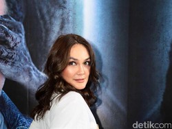 Eksis Lagi, Ini Kata Luna Maya