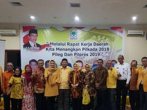 Kadis di Riau Ikut Rapat Golkar, KemenPAN: PNS Dilarang Berpolitik Kadis di Riau Ikut Rapat Golkar, KemenPAN: PNS Dilarang Berpolitik