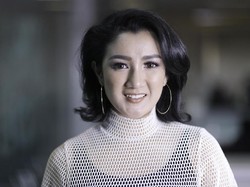 Melly Mono Bongkar Fee Pertamanya