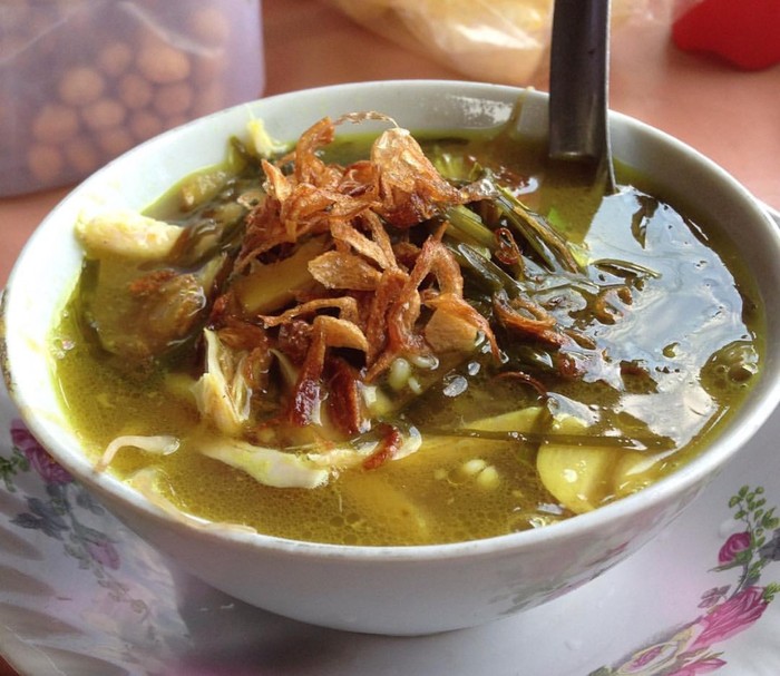 baca ini yuk siang ini makan soto ayam hingga daging yang gurih
