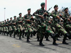 Kostrad Gelar Latihan Parade dan Defile Jelang HUT TNI