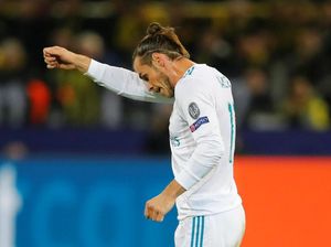 Sinar Bale di Signal-Iduna Park